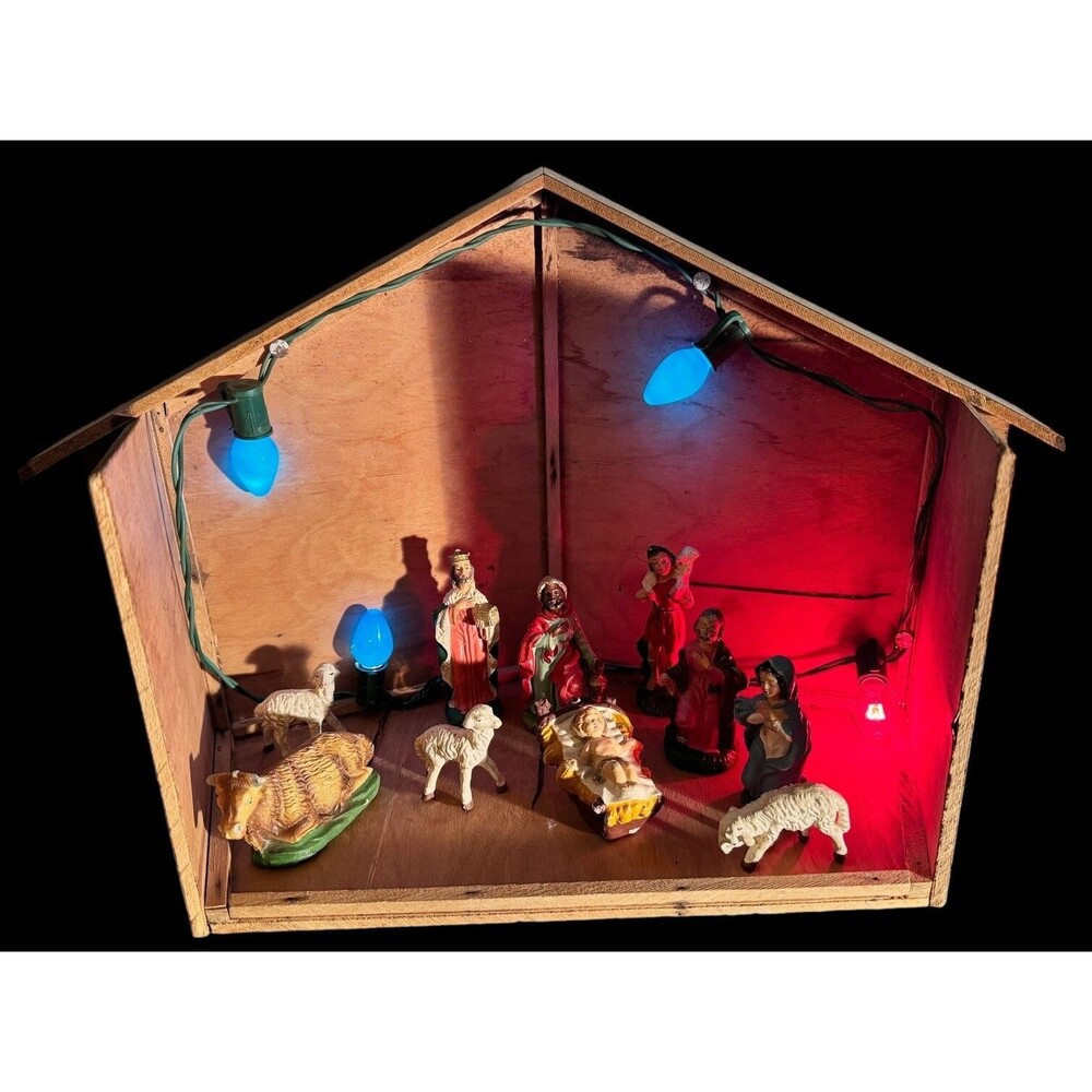 Vintage Christmas NATIVITY PIECES Set Of 10 Figures HAND PAINTED ITALY 1960s